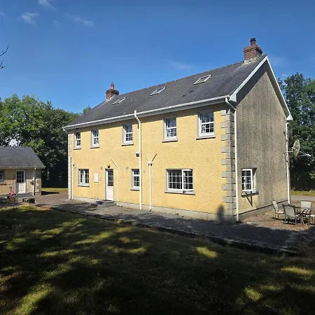 Lawnside Retreat Mullinavat