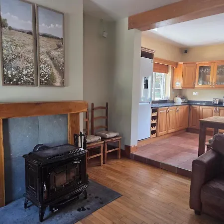 Villa Lawnside Retreat Mullinavat