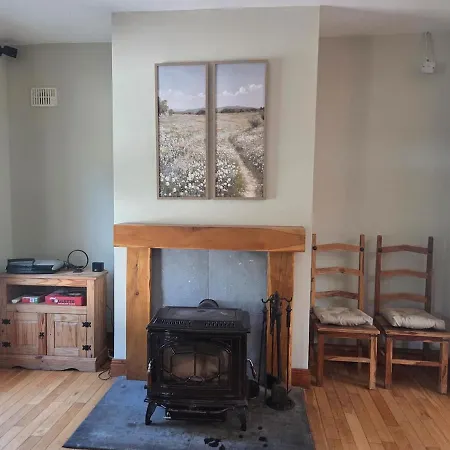 Lawnside Retreat Mullinavat
