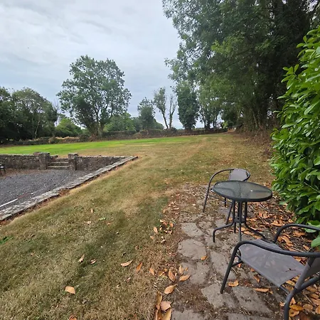 Lawnside Retreat Mullinavat